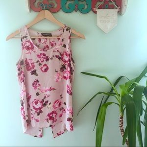 Split-back floral tank